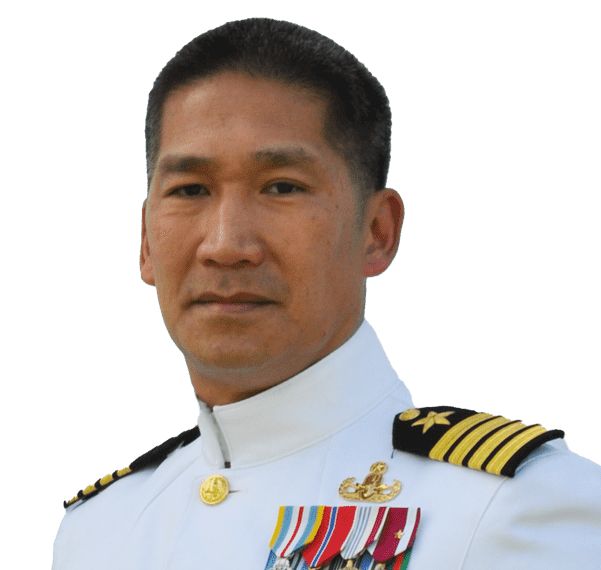 角子機:起底高雄:昔日“越南难民”,美海军服役25年,物理学硕士,曾在伊拉克阿富汗作战,支持赫格塞思,他的故事要从“西贡最后一班飞机”讲起